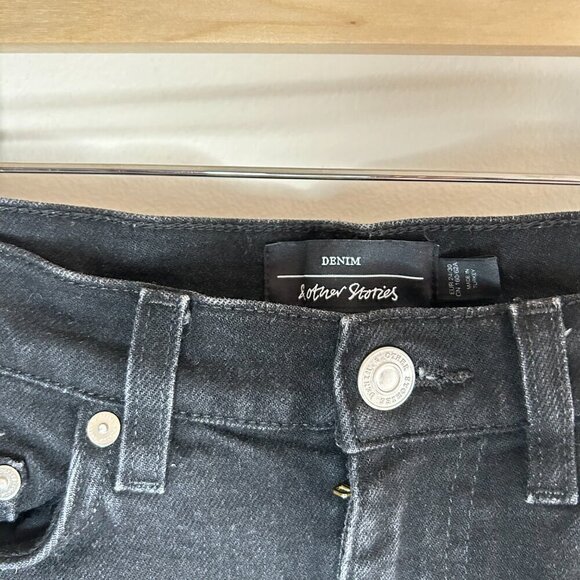 & Other Stories Black Favourite Cut Straight Leg Jeans Size 24 - Picture 5 of 6